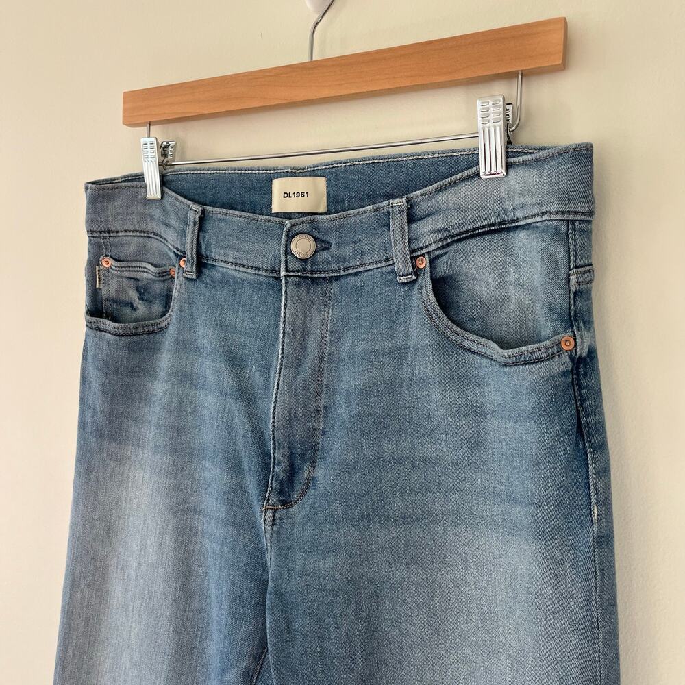 DL1961 Patti Straight High Rise Ankle in Ridge Wash Blue Denim Jeans, Size 31 - Picture 14 of 16